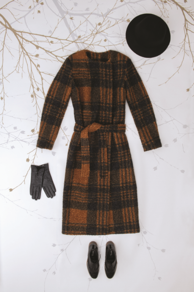 Patron femme : manteau à carreaux